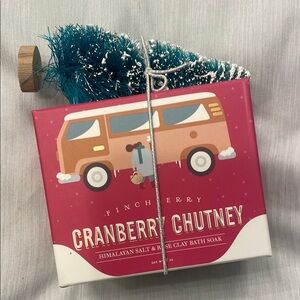 FinchBerry Cranberry Chutney Bath Soak